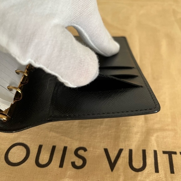 Louis Vuitton black Epi Agenda PM Passport Holder Circa 1995 Vintage - Picture 13 of 16
